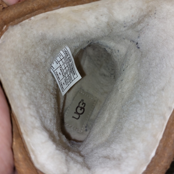 Brown Shearling-Lined Boots - Picture 11 of 13